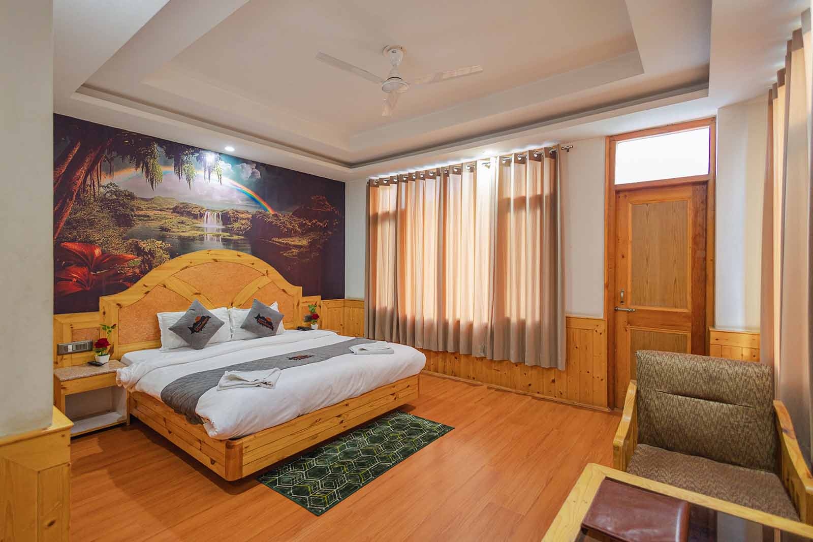 Deluxe Bedroom